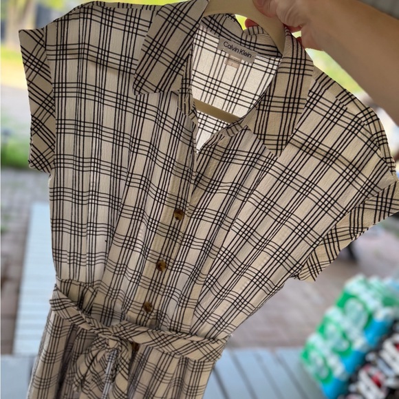 Calvin Klein Dresses & Skirts - Calvin Klein Beige and Black Plaid Tie-Waist Shirt Dress